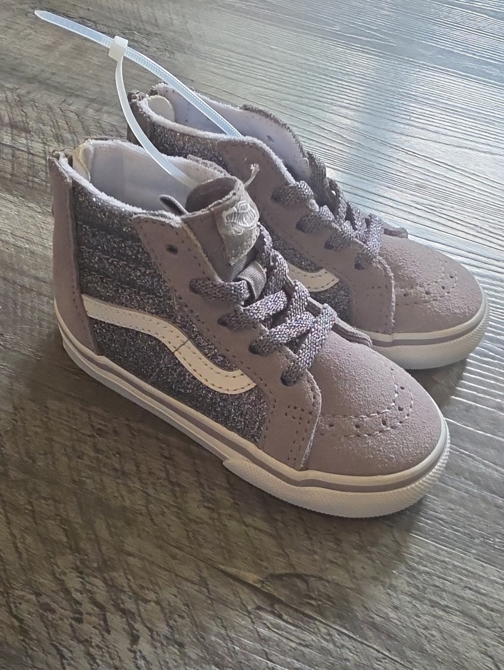Vans Kids High-Top Sneakers Back Zipper Size 7